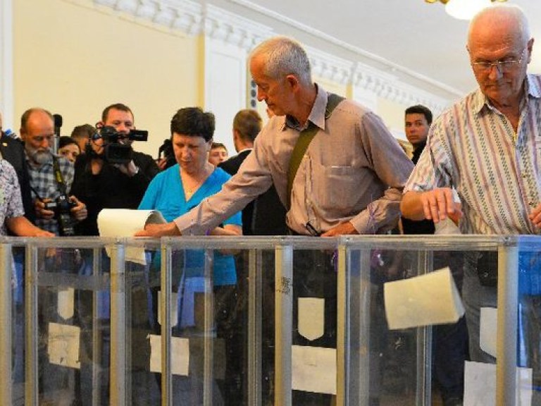 Выборы в Киеве: 56,4% избирателей проголосовали за Кличко и 8,5% &#8212; за Оробец