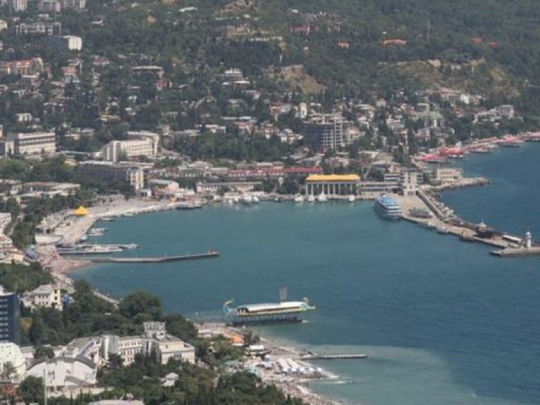 Туристы не едут в Крым — пляжы пусты