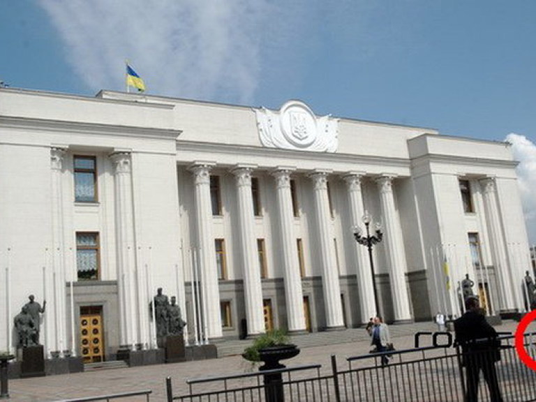 Рада вновь отказалась объединить должности мэра Киева и председателя КГГА