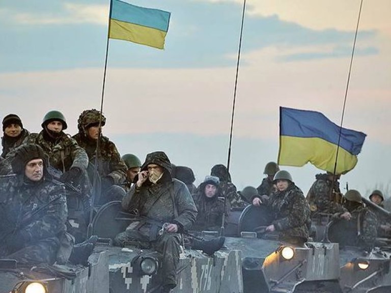 Военный эксперт рассказал, как эффективно бороться с боевиками на Донбассе