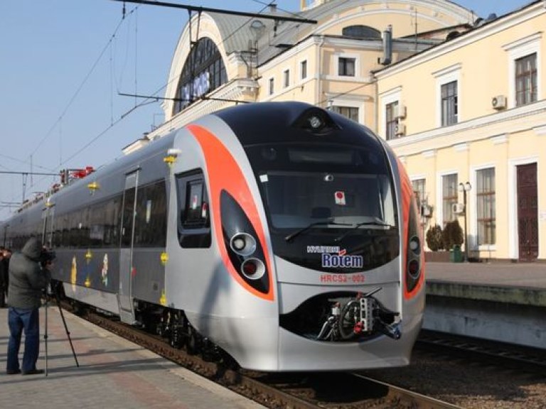 «Укрзализныця» возобновит эксплуатацию поезда Hyundai на маршруте «Киев-Харьков»