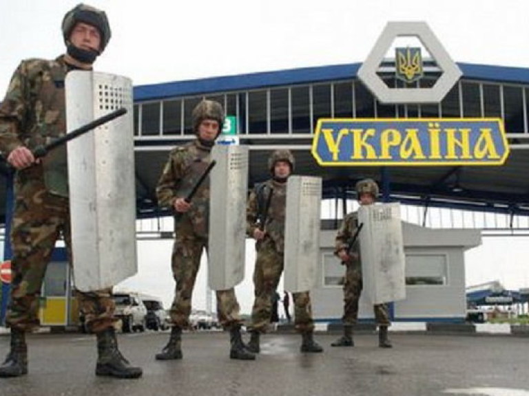 В Донецкой области боевики штурмуют пропускной пункт, пограничники приняли бой