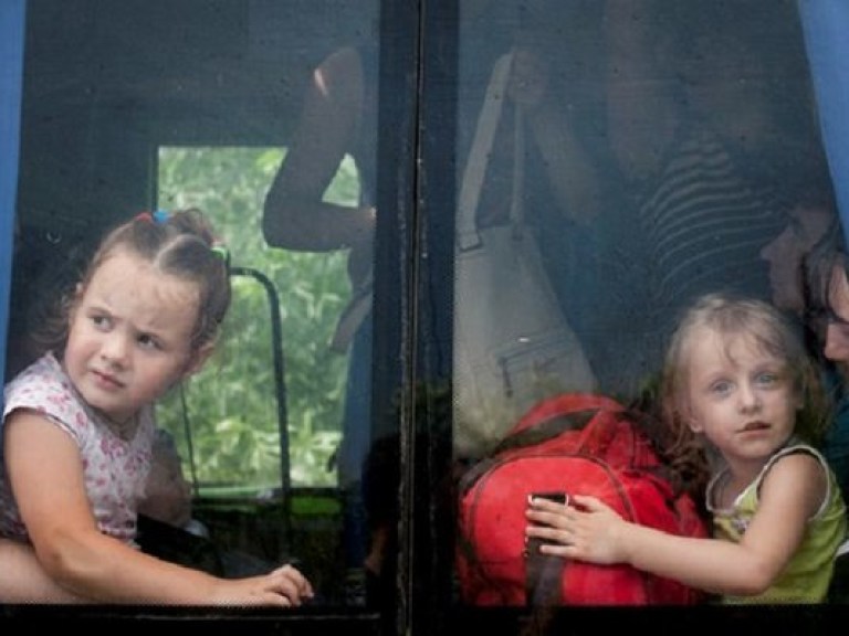 Более 1 500 детей из Славянска и Краматорска отправлено на отдых — МВД