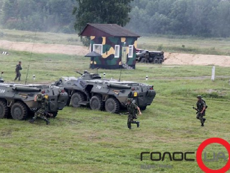 Испания готова помочь Украине военной техникой – Расмуссен