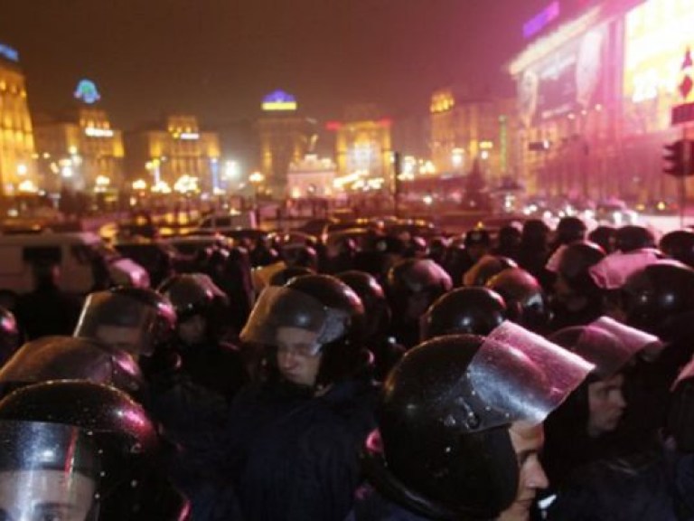 Активисты Майдана оказались под угрозой разгона (ИНФОГРАФИКА)