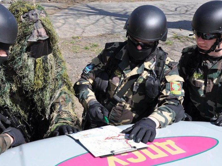 В МВД обещают до субботы полностью перекрыть украино-российскую границу