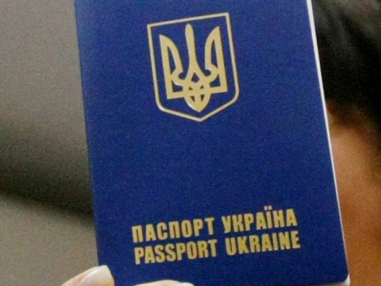 У Пшонки заявили, что информация о его российском гражданстве не соответствует действительности