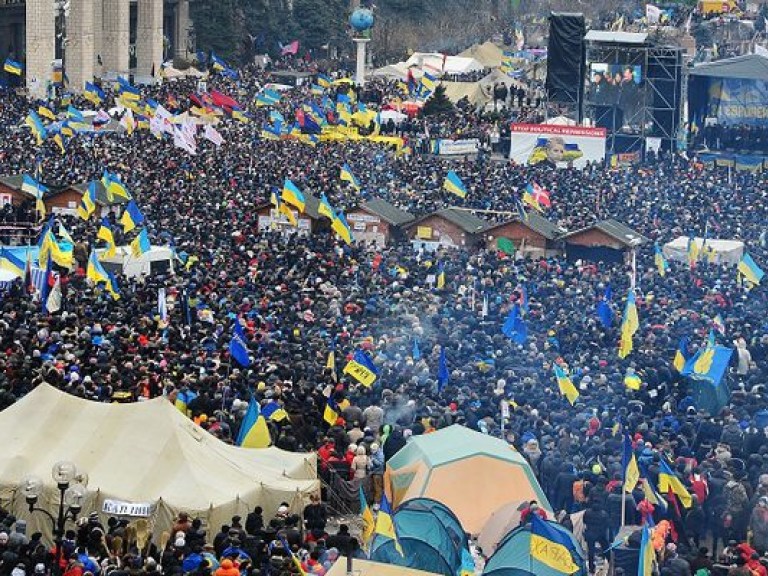 Майдан выступил против переименования улицы Банковой в улицу Небесной сотни