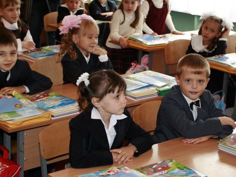 В школах Киева учится 197 детей из восточных регионов и Крыма &#8212; КГГА