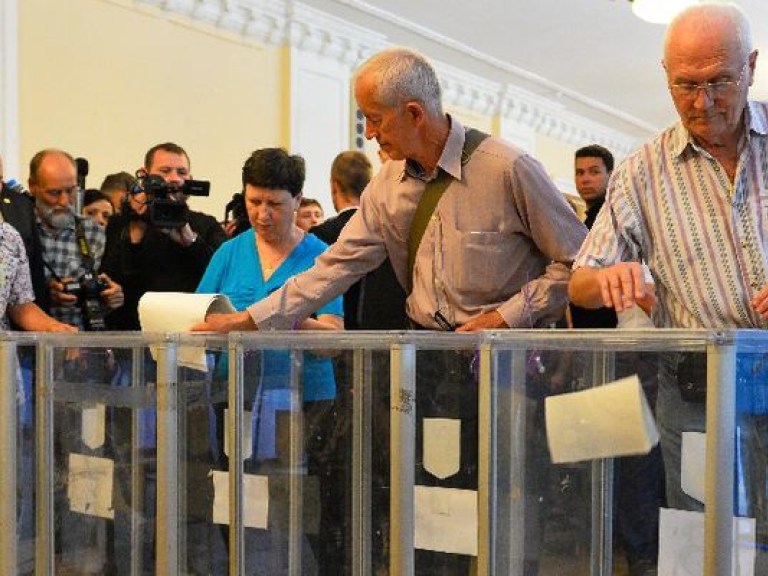 ENEMO оценила президентские выборы в Украине, как прозрачные и эффективные