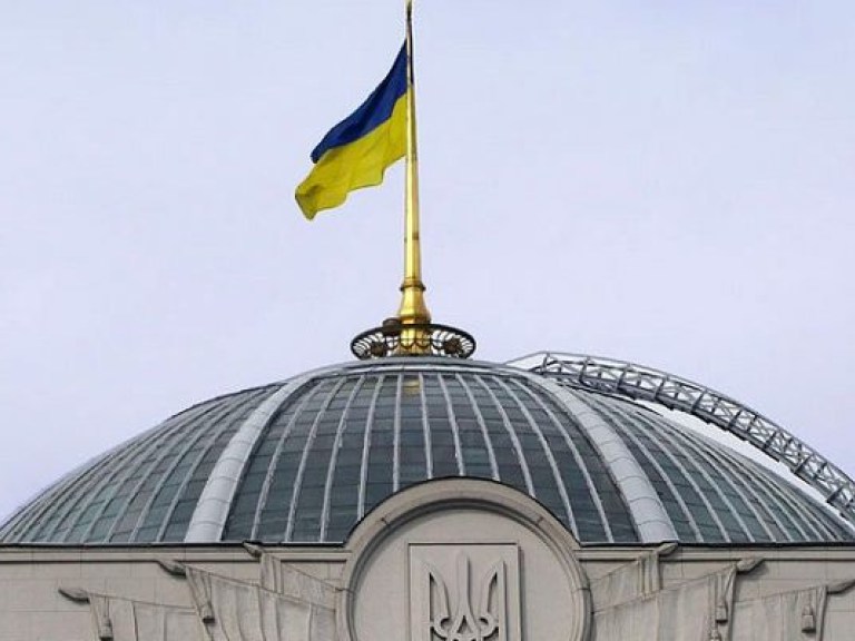 Парламент сегодня рассмотрит представления о кадровых назначениях Порошенко