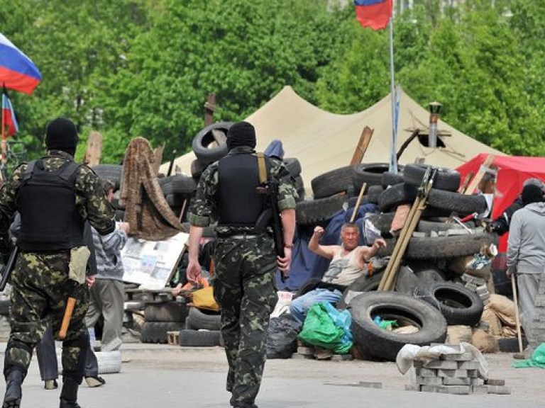 На Донбассе боевики напали на опорный пункт сил АТО, есть жертвы — спикер АТО