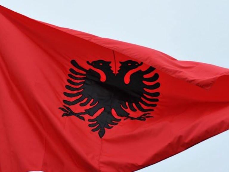 Евросоюз предоставил Албании статус страны-кандидата