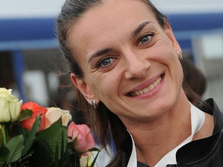 Елена Исинбаева родила дочь