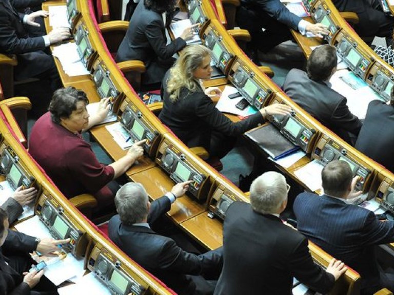 Депутаты назначили четверых членов Нацсовета по вопросам телевидения и радиовещания