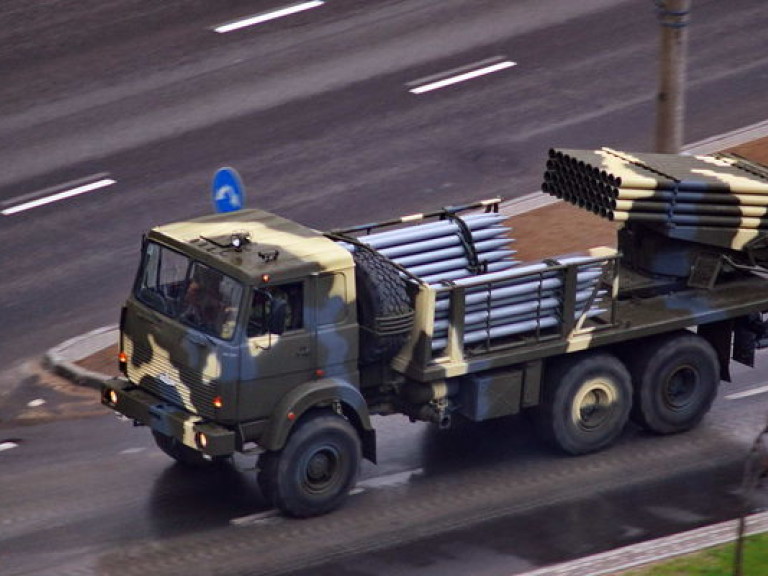 Боевики вновь обстреливают Луганск из «Града»