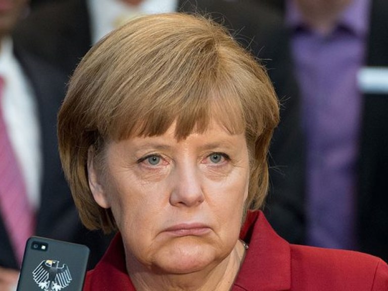 Меркель досрочно уйдет в отставку — СМИ