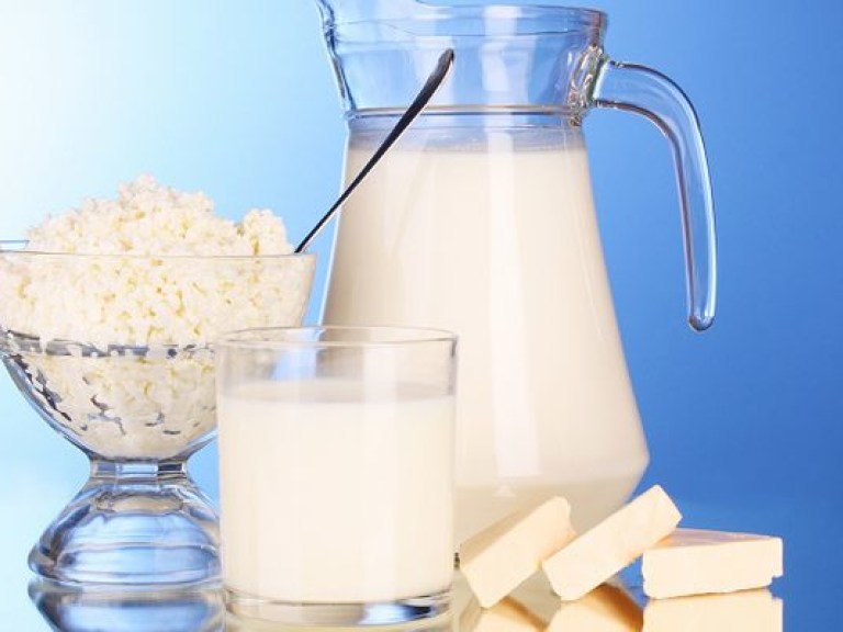 Украина ввела 55%-ную пошлину на молочную и кондитерскую продукцию из Беларуси
