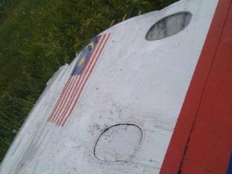 Порошенко назвал крушение самолета Malaysia Airlines терактом