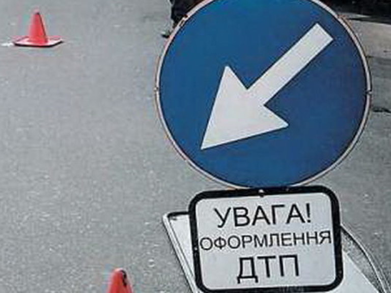 ДТП в Ивано-Франковске: мотоциклист врезался в дом и погиб на месте