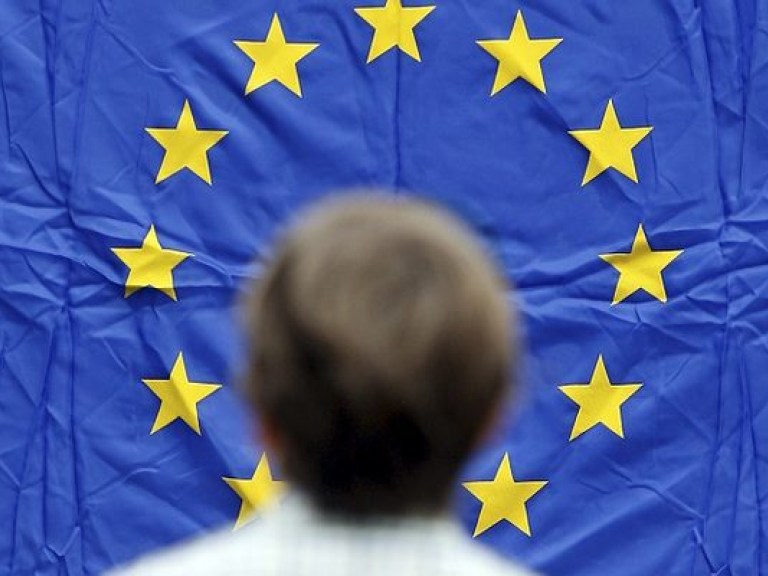 Политолог: Ратификация Соглашения с ЕС произойдет не раньше октября-ноября 2014 года