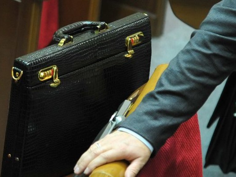 Распад коалиции сорвал принятие парламентом важных решений &#8212; Соболев