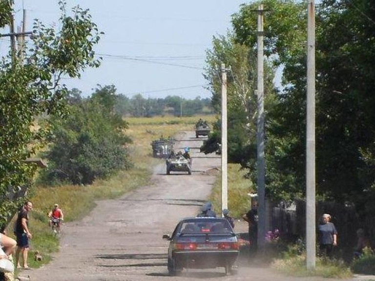 В Шахтерск вошла бронетехника, ведутся уличные бои