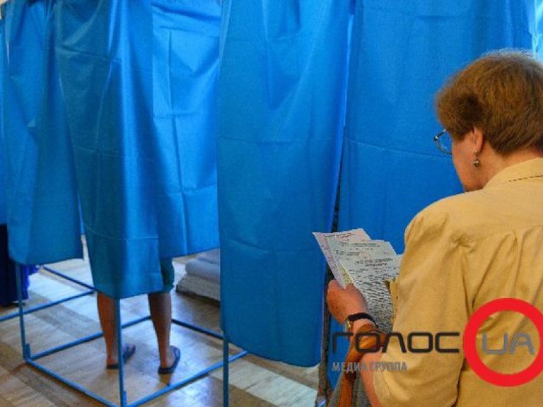 Избирательную кампанию на досрочных выборах в Раду сократят до 45 дней