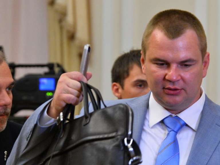 Министр спорта Булатов купил элитную квартиру и автомобиль Lexus &#8212; СМИ
