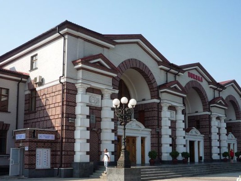 Из-за боевых действий закрыли железнодорожную станцию &#171;Ясиноватая&#187;