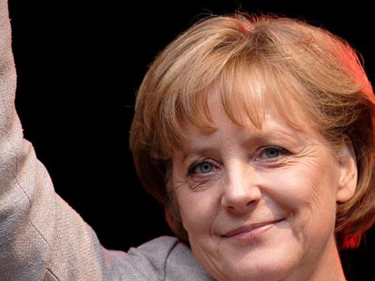Меркель обсудит украинский кризис с первыми лицами Латвии