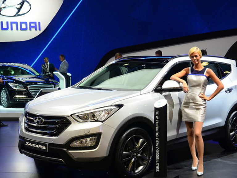 Обновлённый Hyundai Santa Fe стал комфортнее (ФОТО)