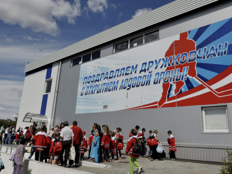 ДЮСШ хоккейного клуба «Донбасс» открыла двери для детей из Славянска, Краматорска и Константиновки (ФОТО)