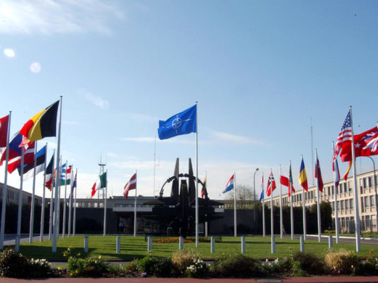 В Великобритании стартует саммит НАТО по ситуации в Украине