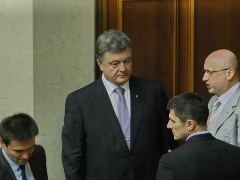 Порошенко и Турчинов намерены принять участие в заседании правительства