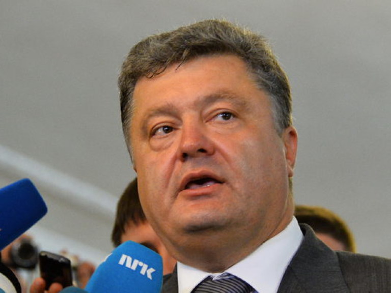 Порошенко пообещал до конца недели освободить из плена еще 500 украинских граждан