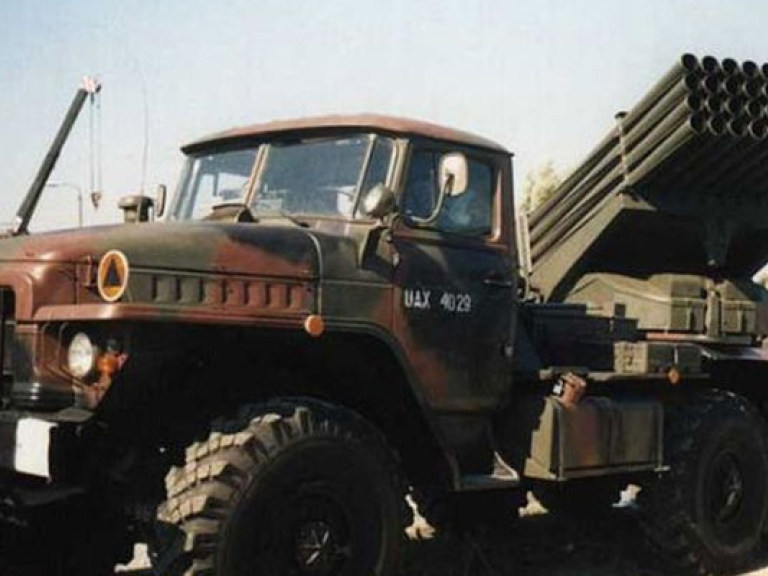 Ополченцы вновь штурмуют аэропорт в Донецке