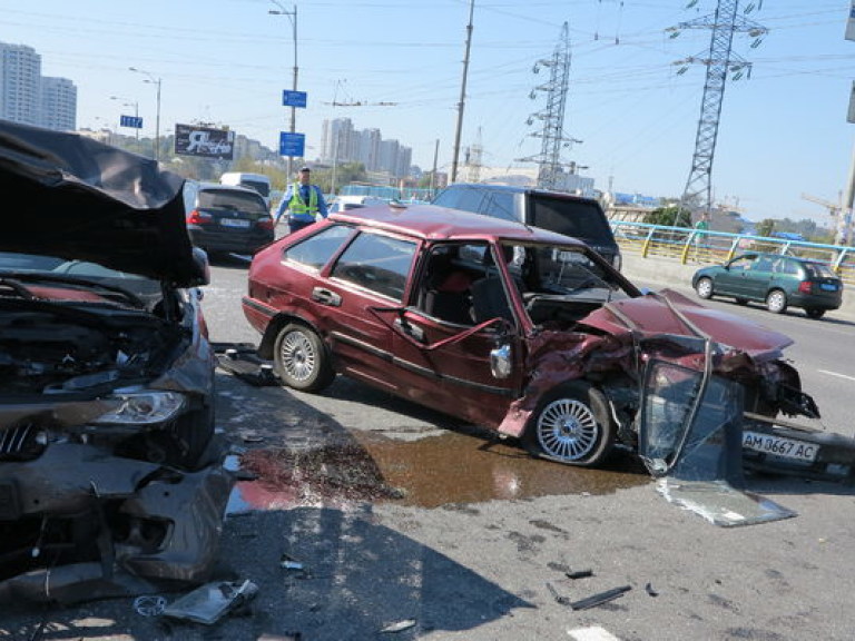 За сутки в ДТП погибло 9 человек