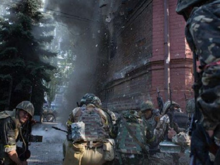 В результате обстрела Попасной 1 человек погиб, еще 10 ранены