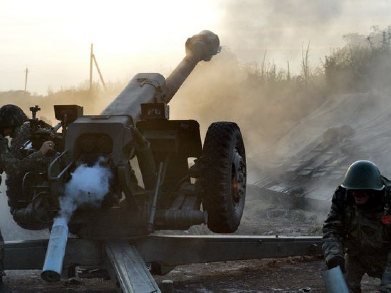 В результате боя под Старогнатовкой один украинский военный погиб, еще семь человек ранено — штаб АТО