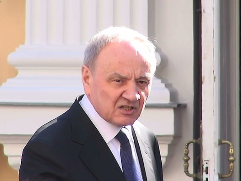 Президент Молдовы заявил, что Россия сама выводит его страну из СНГ