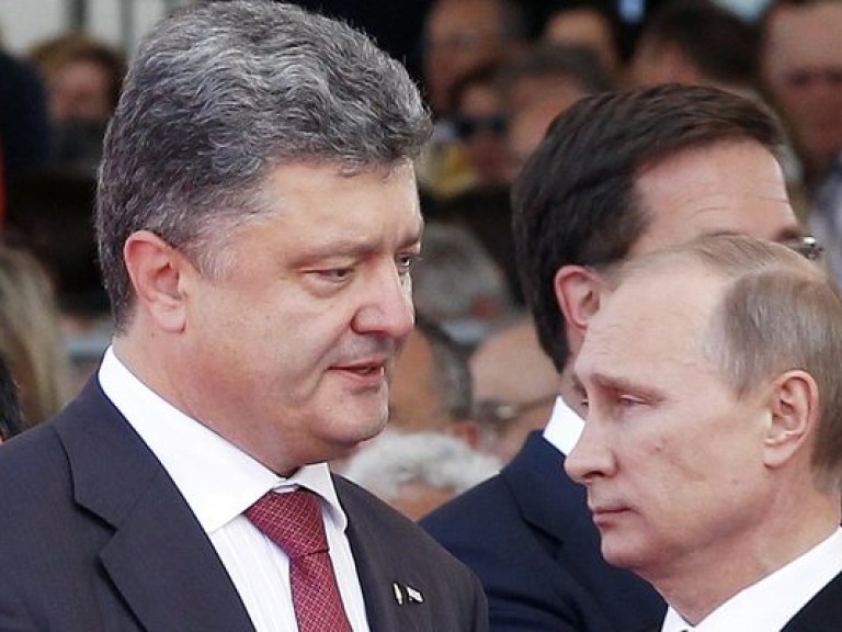 Порошенко и Путин по телефону согласовали формат встречи во время саммита в Милане