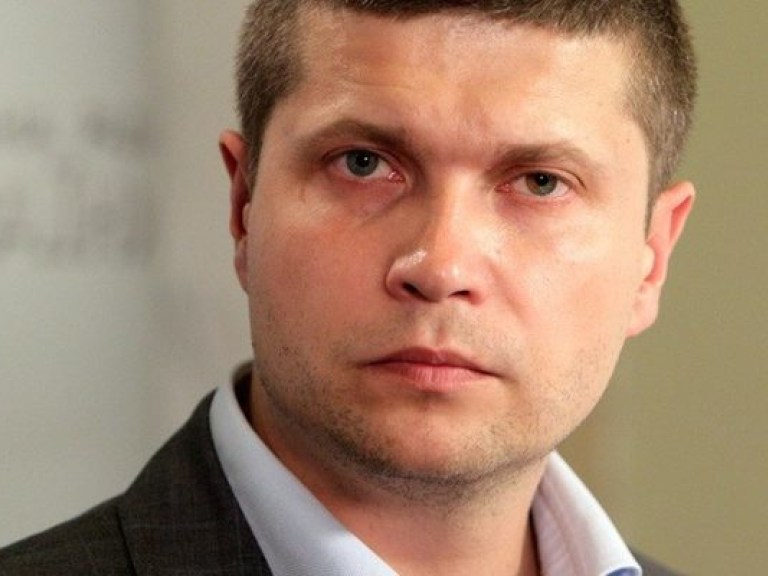 СМИ: Павла Ризаненко обвиняют в связях с Минобороны РФ