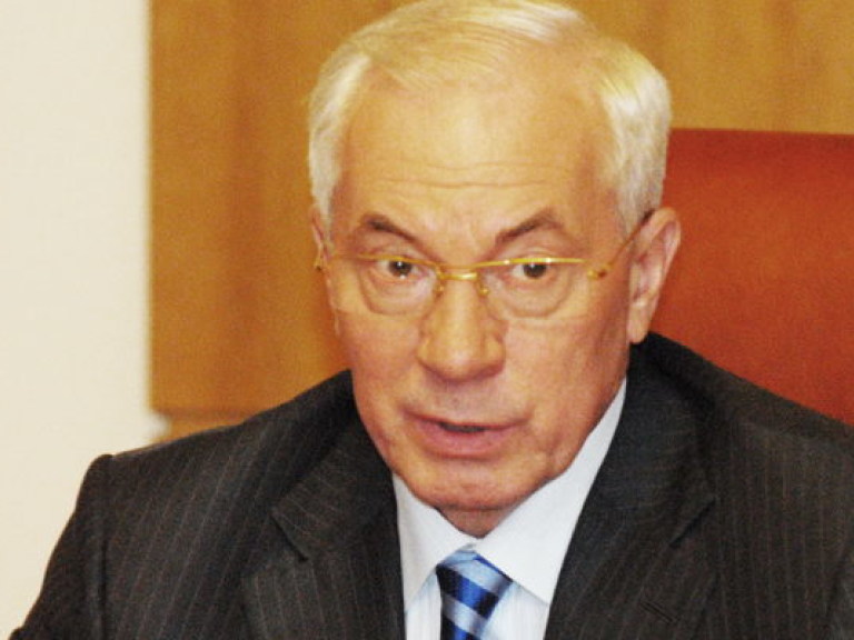 Экс-премьер-министр Украины Николай Азаров приехал на переговоры в Госдуму РФ