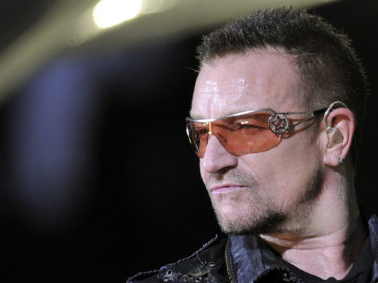 Фронтмен группы U2 признался, почему всегда носит темные очки