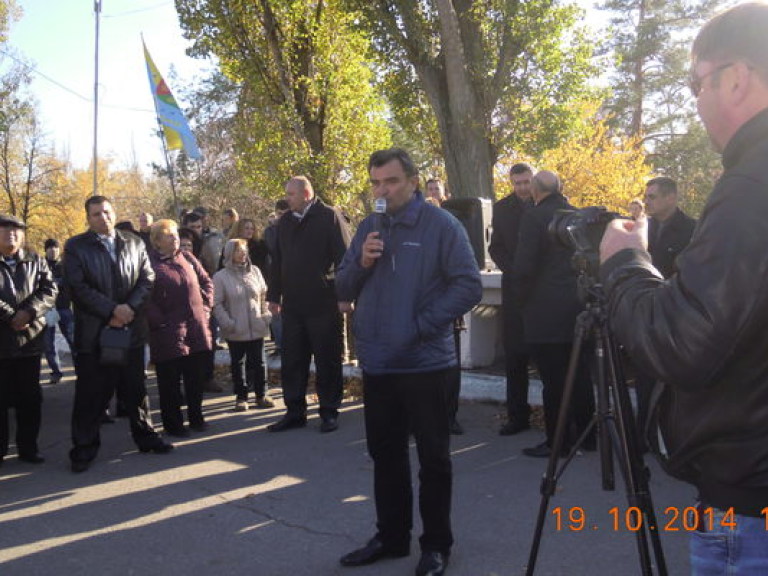 Найем и Лещенко предлагали выдвинуть единым кандидатом на Кировоградском округе министра Януковича (ФОТО)
