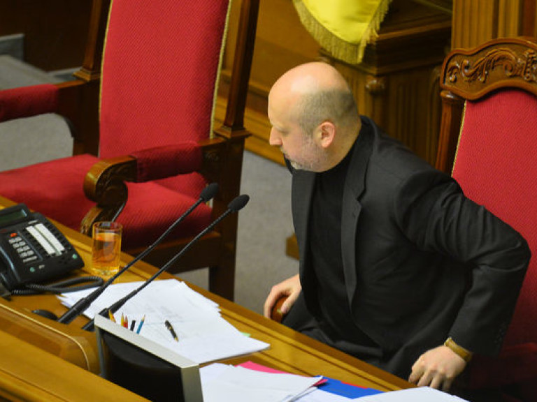 В парламенте не хватает кворума: Турчинов вновь объявил перерыв