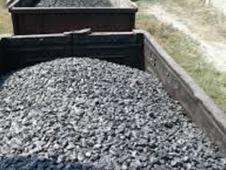 В РФ с Донбасса вывезено заводское оборудование и тонны угля &#8212; МВД