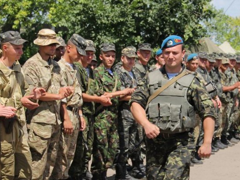 Двух военнослужащих приговорили к 6 месяцам ареста за отказ от службы в зоне АТО