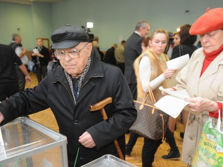 Кто лидирует на выборах в Запорожье и Запорожской области: данные экзит-полла